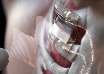 This Ultrasonic Tech Can Charge Devices Through Water