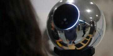 World launches tool to verify humans behind AI shopping agents