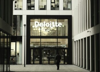 As AI agents take on more tasks, governance becomes a priority