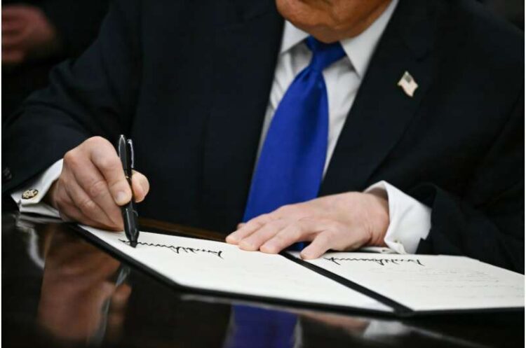 Trump signs AI order giving government access to powerful models